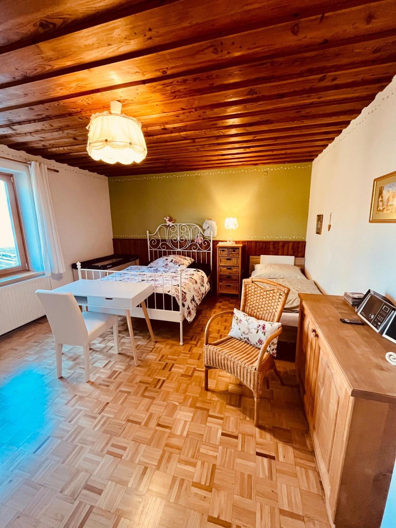 Familienapartments Mit Balkon Und Garten Ober-Lembach Exterior foto